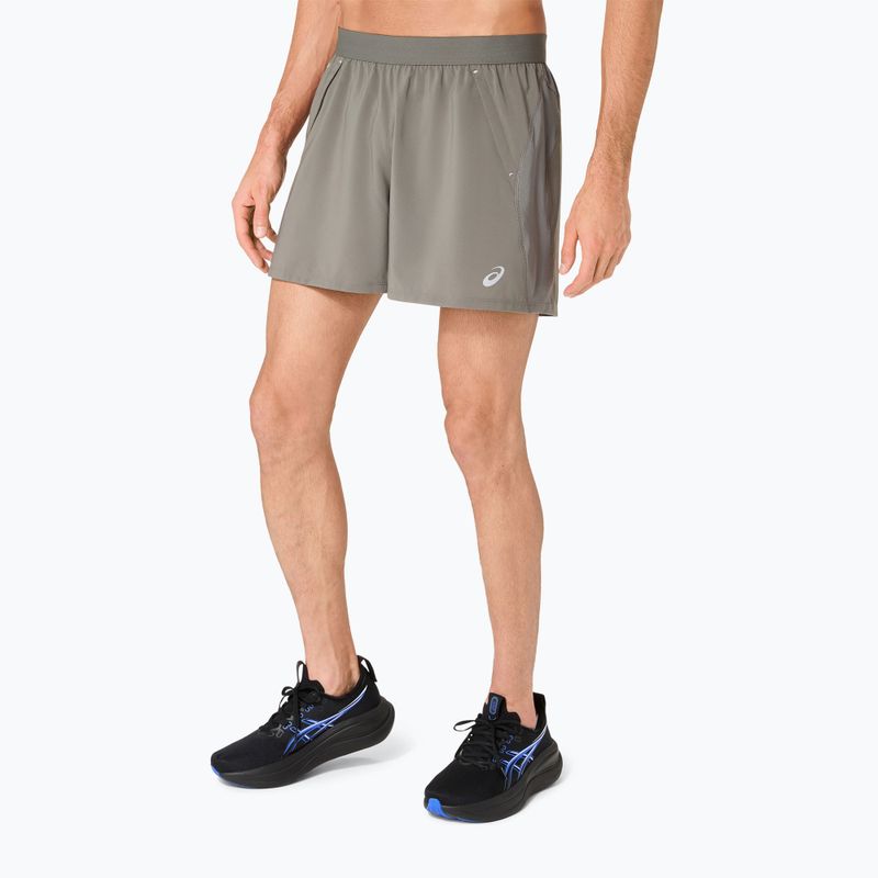 Spodenki do biegania męskie ASICS Road 5IN truffle grey 4