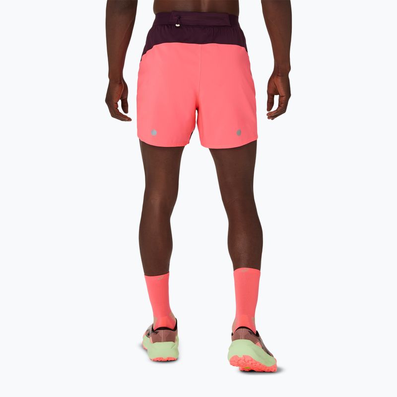 Spodenki do biegania męskie Asics Fujitrail All Over Print 5In Short Blazing Coral/Dark Aubergine 3