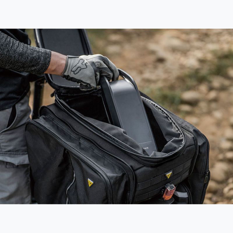 Torba rowerowa na bagażnik Topeak MTX E-Xplorer Trunk Bag 2.0 26 l na zapasowy akumulator black 6