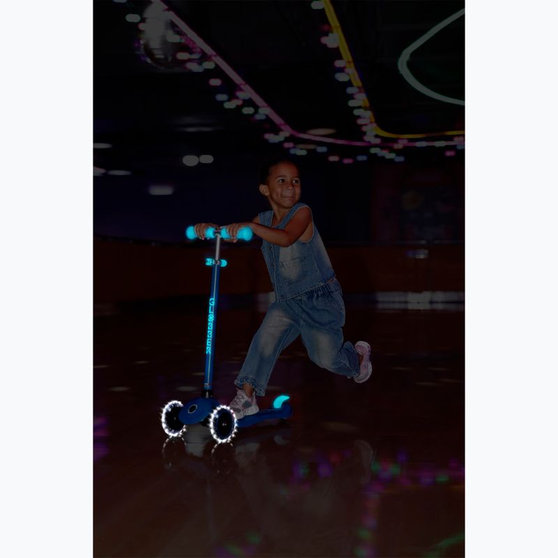 Hulajnoga trójkołowa dziecięca Globber Primo Plus Glow Lights petrol blue 17