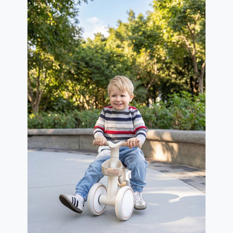 Rowerek biegowy czterokołowy Globber Learning Bike Ecologic coconut 5