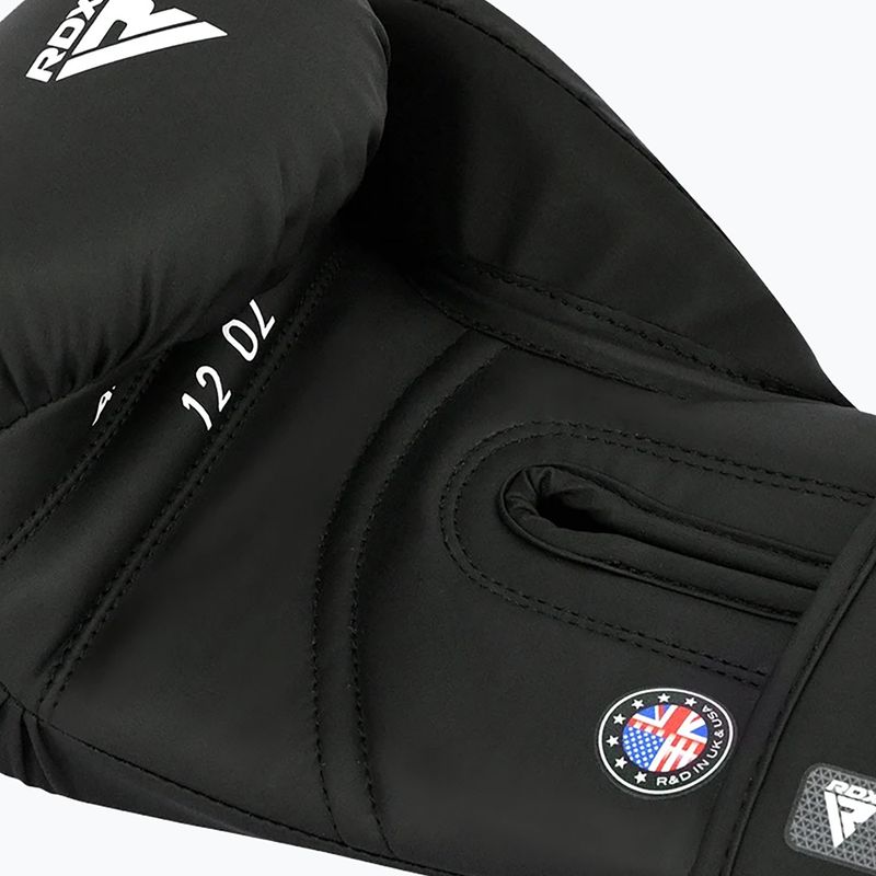 Rękawice bokserskie RDX Boxing New Aura F17 black/red 6