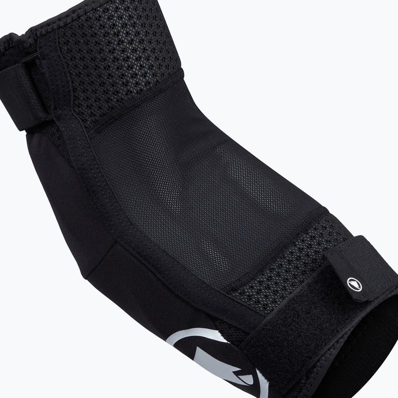 Ochraniacze rowerowe na łokcie Endura Singletrack Elbow Pads black 3