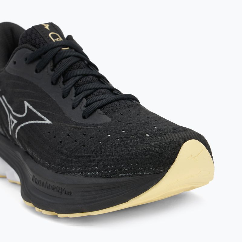Buty do biegania damskie Mizuno Wave Skyrise 6 black/snow white/glowing cream 7