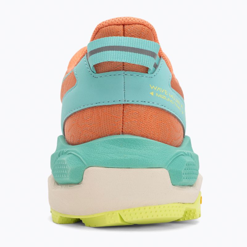 Buty do biegania damskie Mizuno Wave Mujin 11 fresh salmon/pristine/sharp green 6