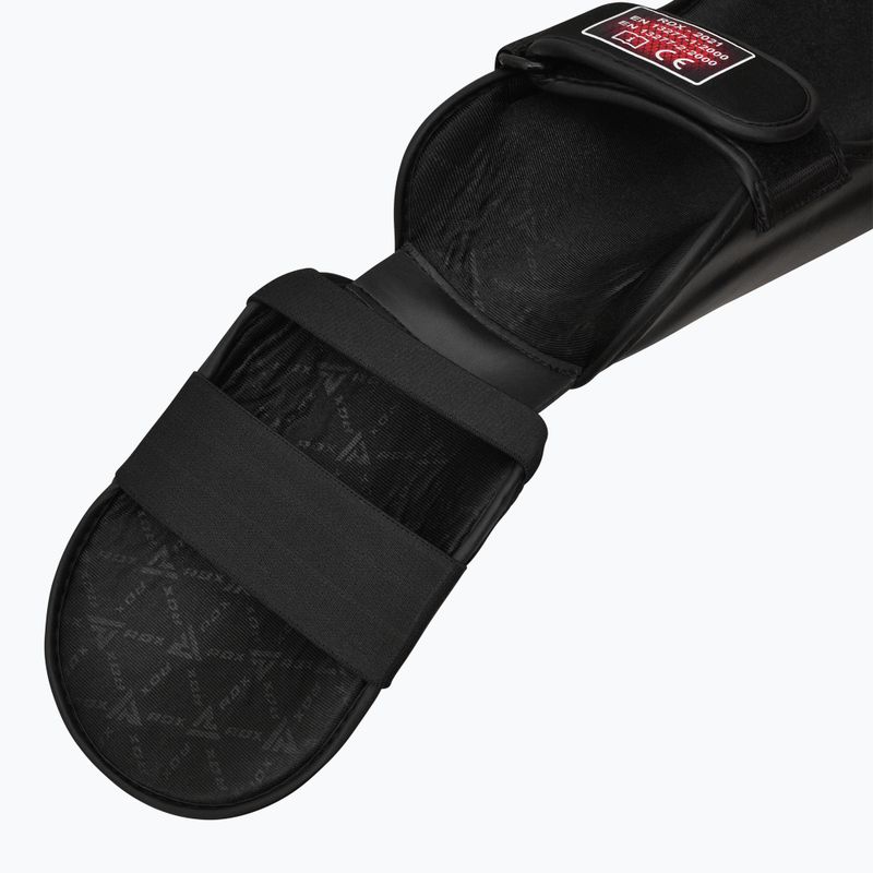 Ochraniacze piszczeli i stóp RDX T1 Shin Instep Guards black 6