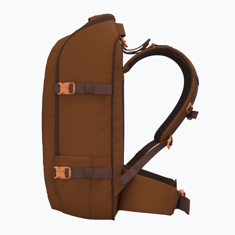 Plecak podróżny CabinZero Adventure 42 l saigon coffee 6