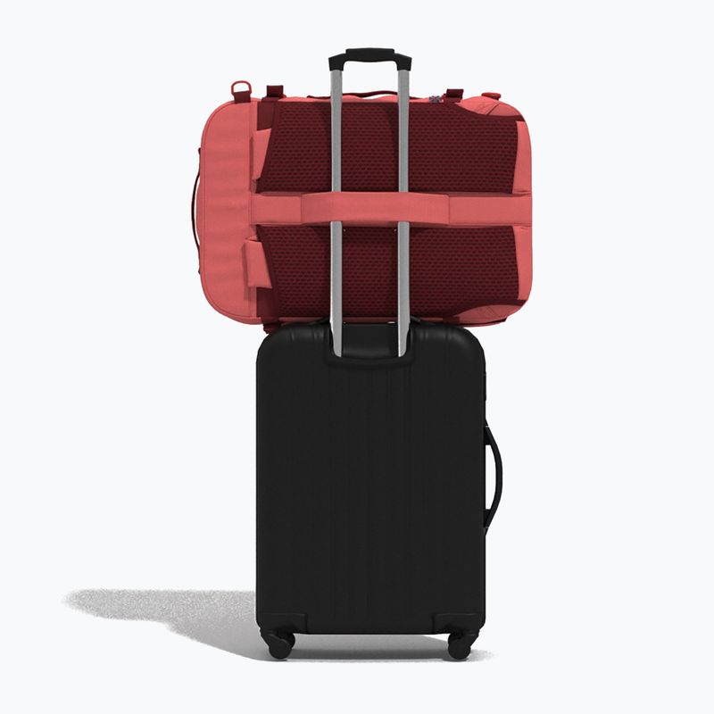Plecak turystyczny CabinZero Classic Plus 32 l peach valley 8