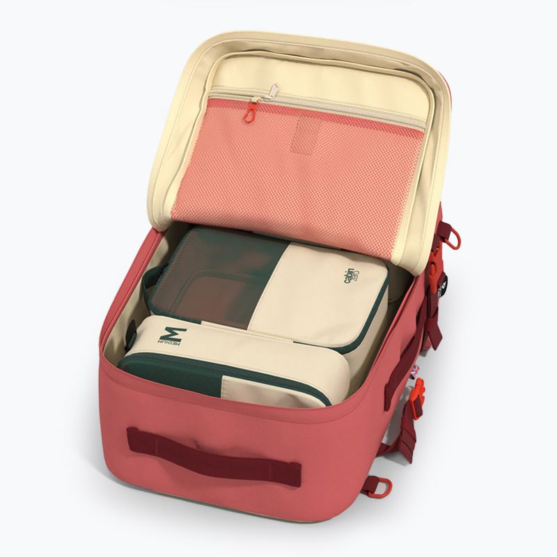 Plecak turystyczny CabinZero Classic Pro 32 l peach valley 11