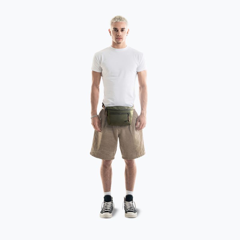 Saszetka nerka CabinZero Stinger 3 l georgian khaki 10