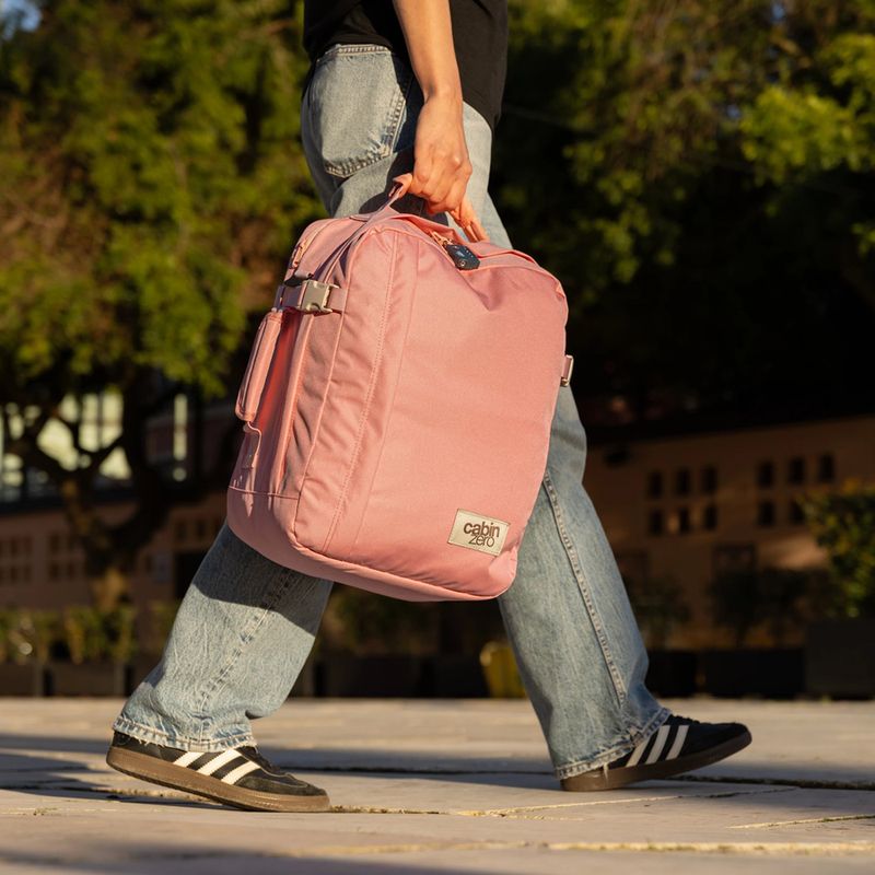 Plecak podróżny CabinZero Classic Tech 28 l pinku 16