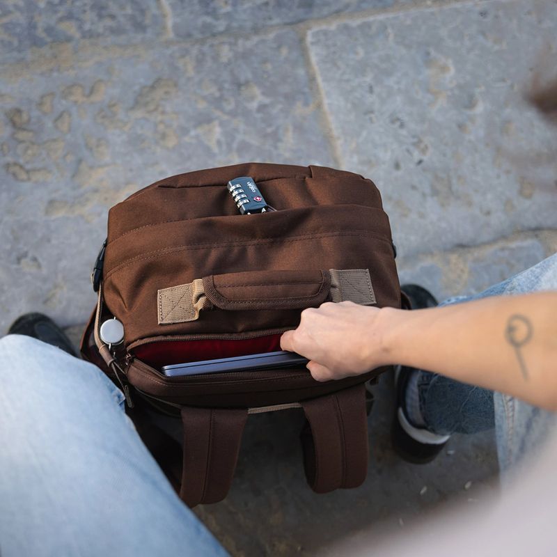 Plecak podróżny CabinZero Classic Tech 28 l redwood 18