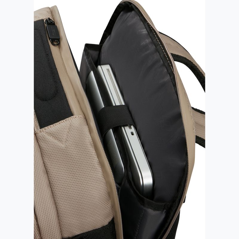 Plecak miejski American Tourister Urban Track Laptop BP Coated 15,6" 29 l beige/orange 6