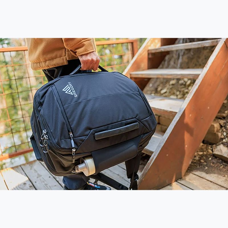 Plecak turystyczny Gregory Border Carry On 40 l black lichen 6
