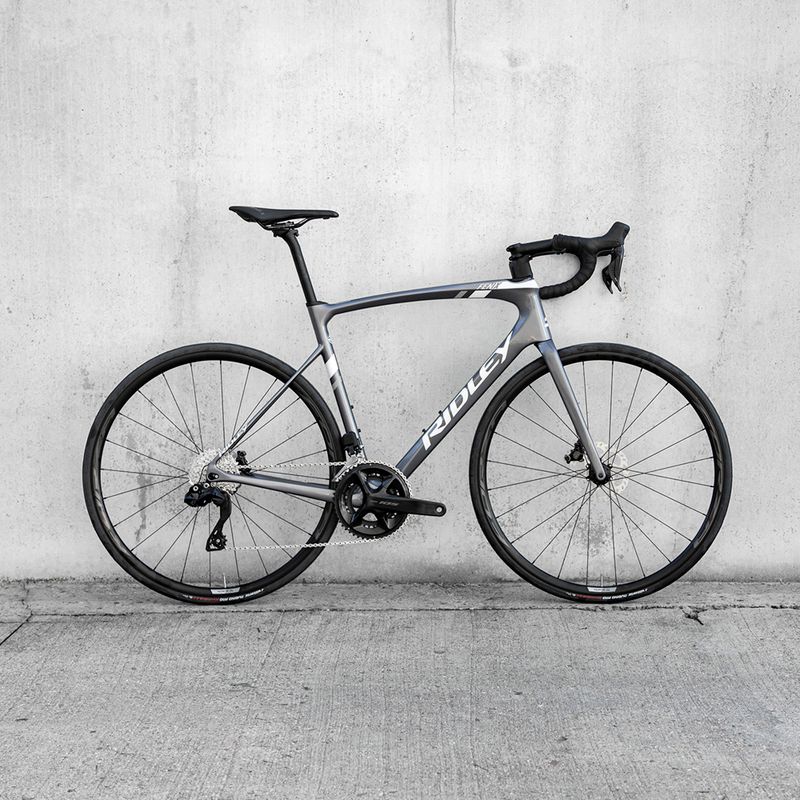 Rower szosowy Ridley Fenix Disc 105 arctic grey/glossy 2