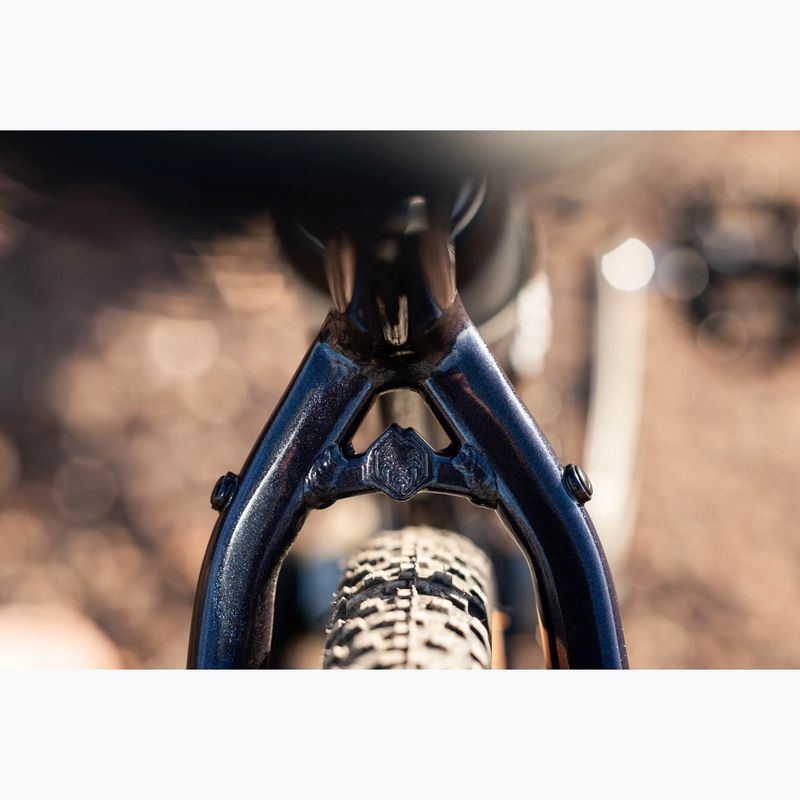 Rower gravelowy KROSS Esker 2.0 granatowy/szary/połysk 22