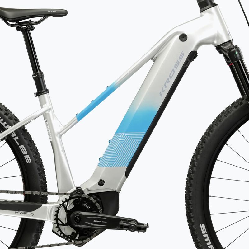 Rower elektryczny damski KROSS Influx Hyb 5.0 W 27.5 el. 800 Wh srebrny/niebieski/połysk 11