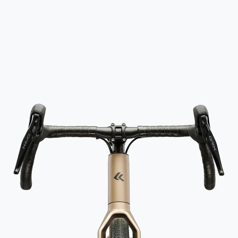 Rower gravelowy KROSS Esker 5.0 tytanowy/czarny/połysk 5