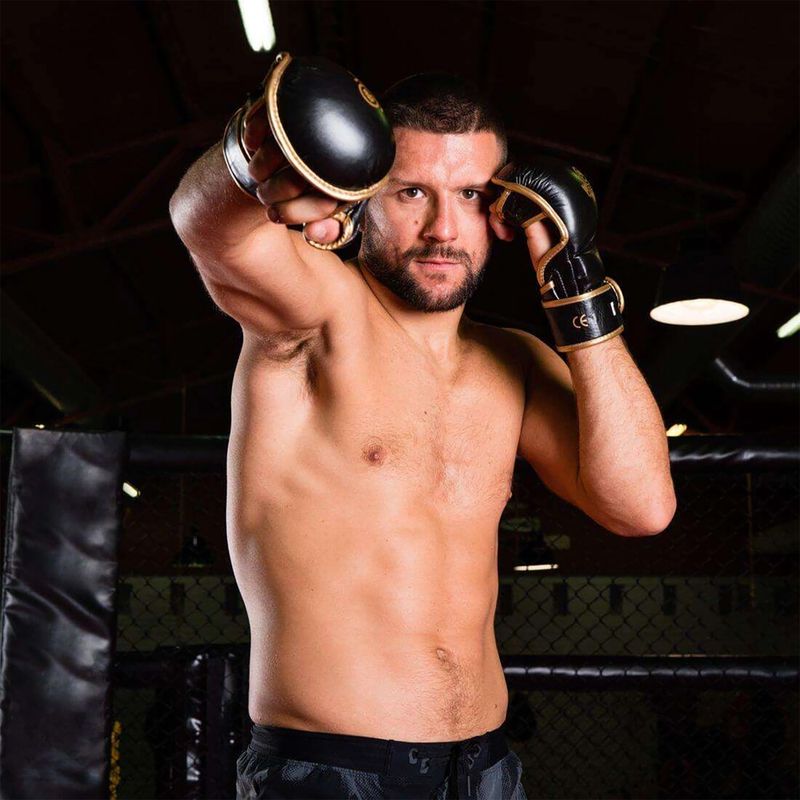 Rękawice sparingowe do treningu MMA DBX BUSHIDO czarne Arm-2011D-M 16