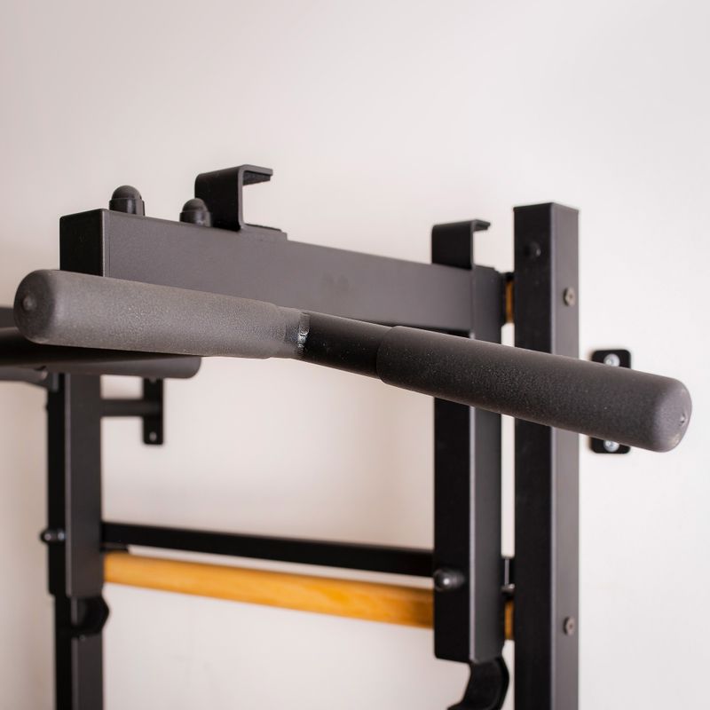 Drążek do podciągania BenchK Pull Up Bar czarny PB3B 3