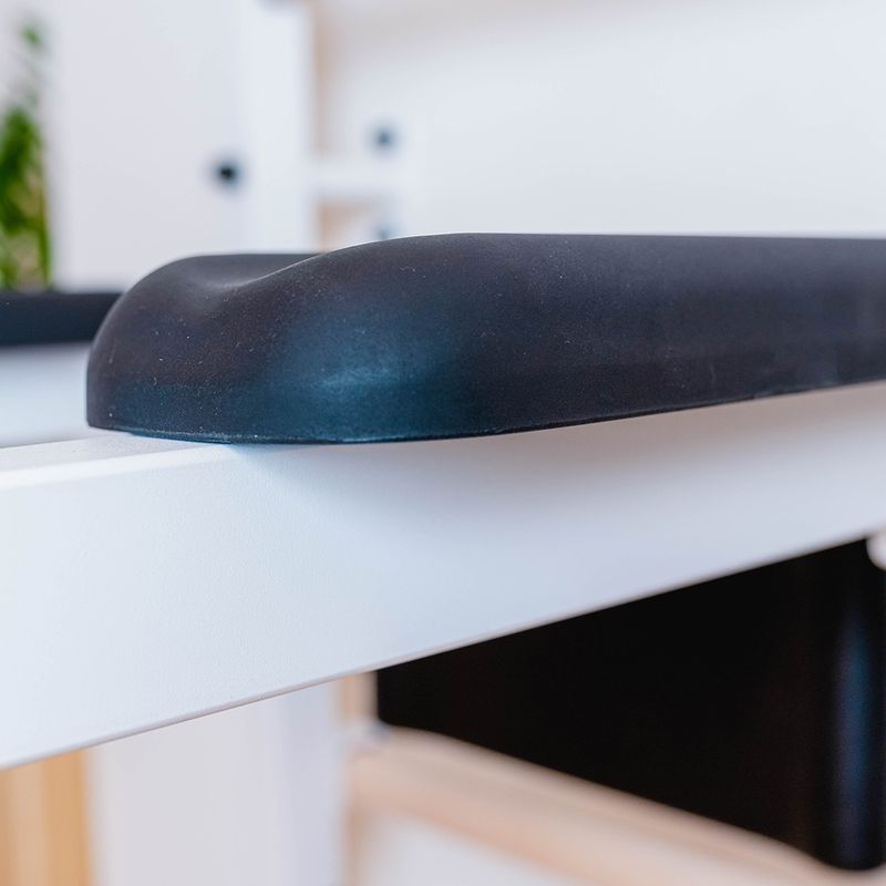 Drabinka gimnastyczna BenchK biała BK-722W 15