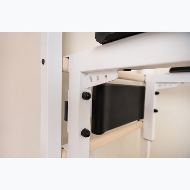 Drabinka gimnastyczna BenchK biała BK-232W 11