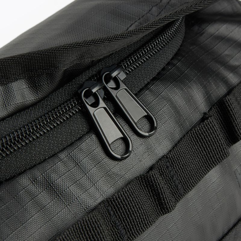 Kosmetyczka turystyczna Kadva Fresher czarna 7