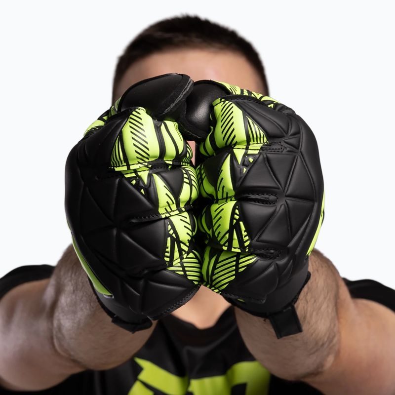 Rękawice bramkarskie Football Masters Invictus X Training black/green 6