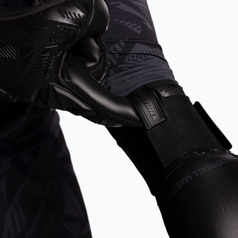 Rękawice bramkarskie Football Masters Invictus X PRO black 9