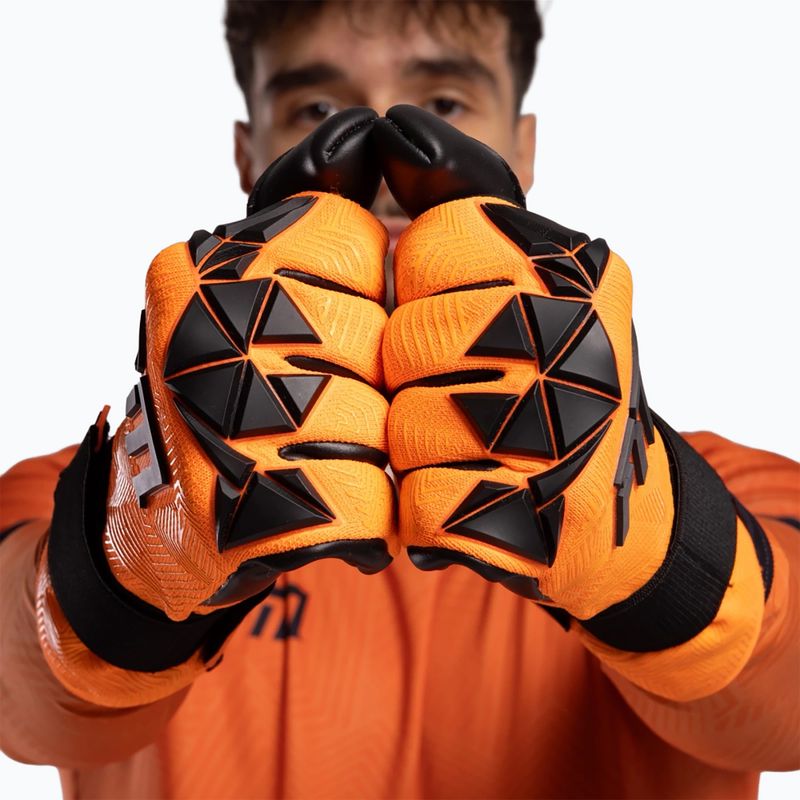 Rękawice bramkarskie Football Masters Varis X PRO orange fluo 5