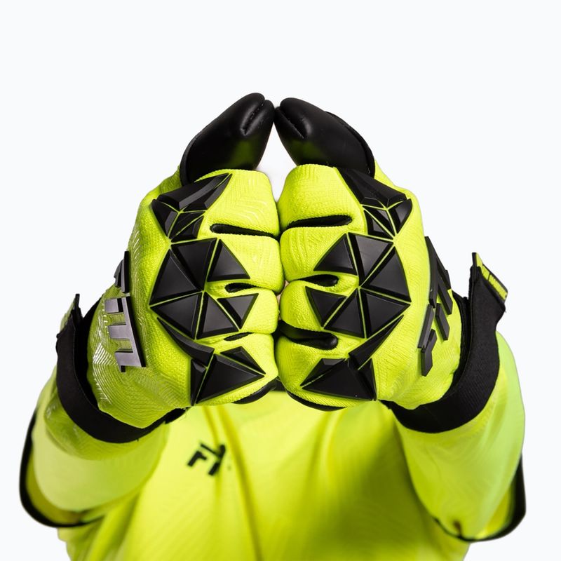 Rękawice bramkarskie Football Masters Varis X PRO yellow fluo 9