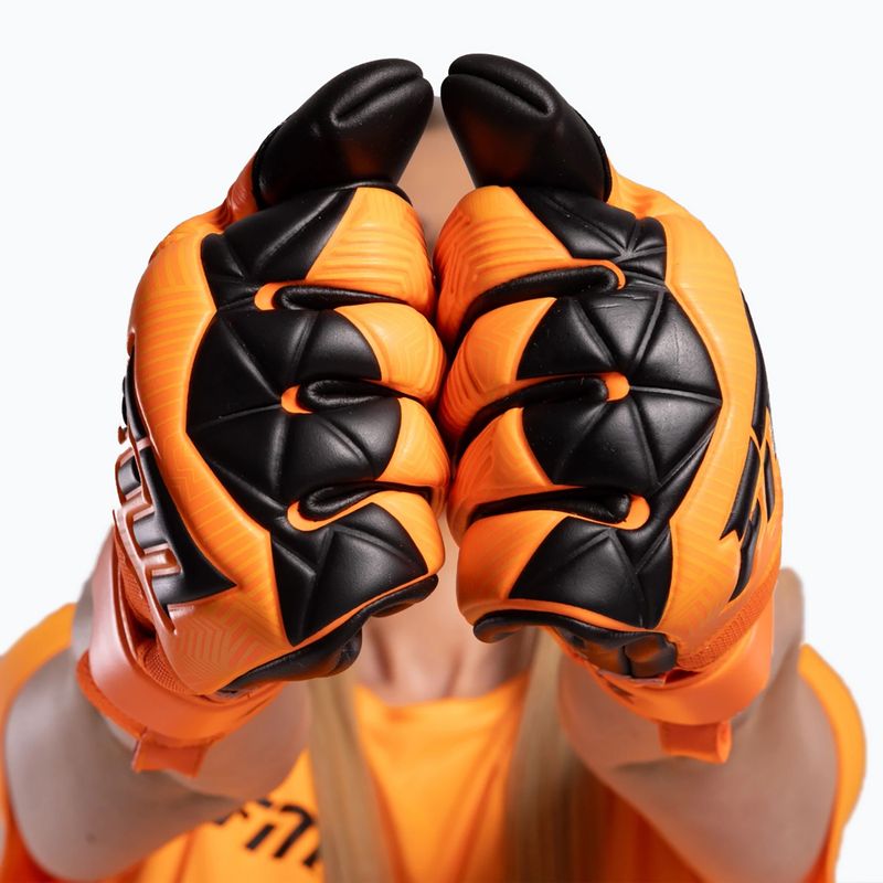 Rękawice bramkarskie Football Masters Varis X orange fluo 9