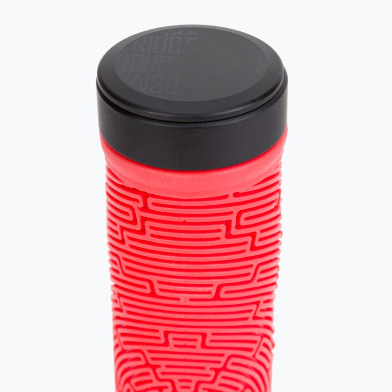 Chwyty kierownicy Dartmoor Maze red 2