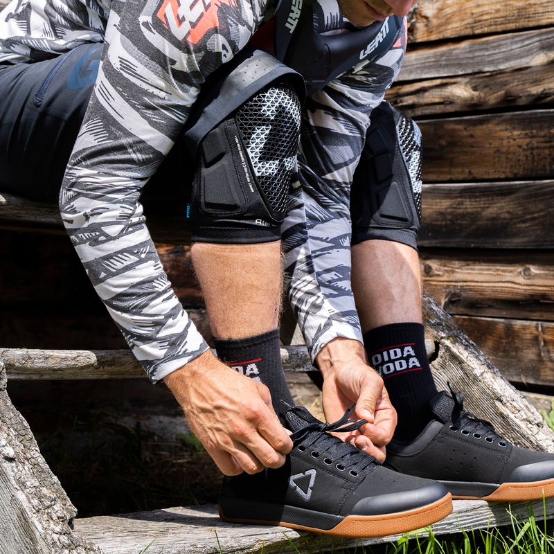 Ochraniacze rowerowe na kolana Leatt AirFlex Pro flint 5