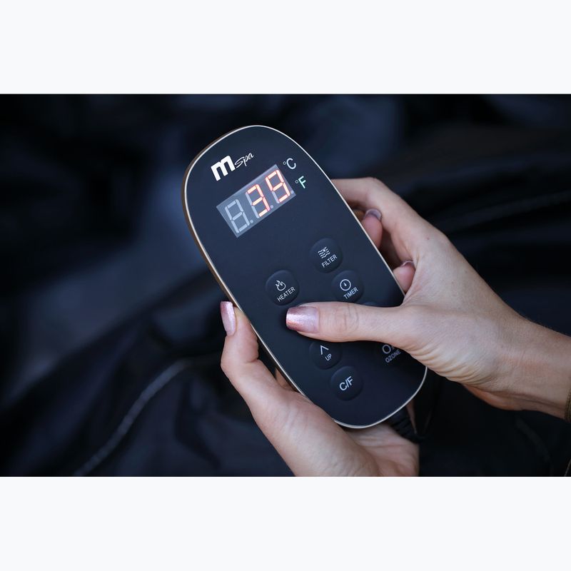 Basen z hydromasażem 4-osobowy MSpa Premium Camaro czarny 21