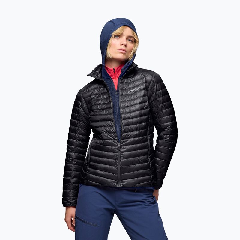Kurtka puchowa damska NORRONA Trollveggen Down800 Super Light caviar black