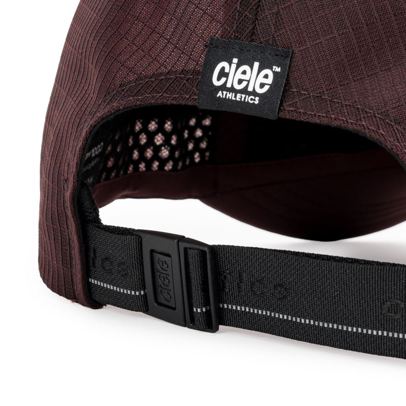 Czapka z daszkiem Ciele Athletics TRLCap SC Comp Onehundred dark wine red 4