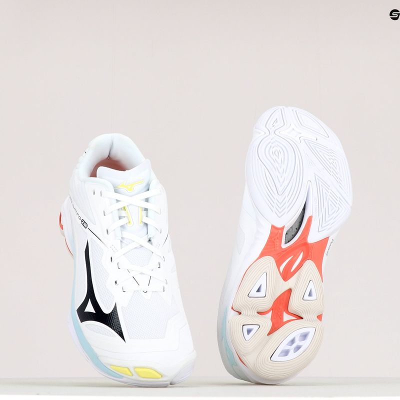 Buty do siatkówki damskie Mizuno Wave Lightning Z6 białe V1GC200010 11