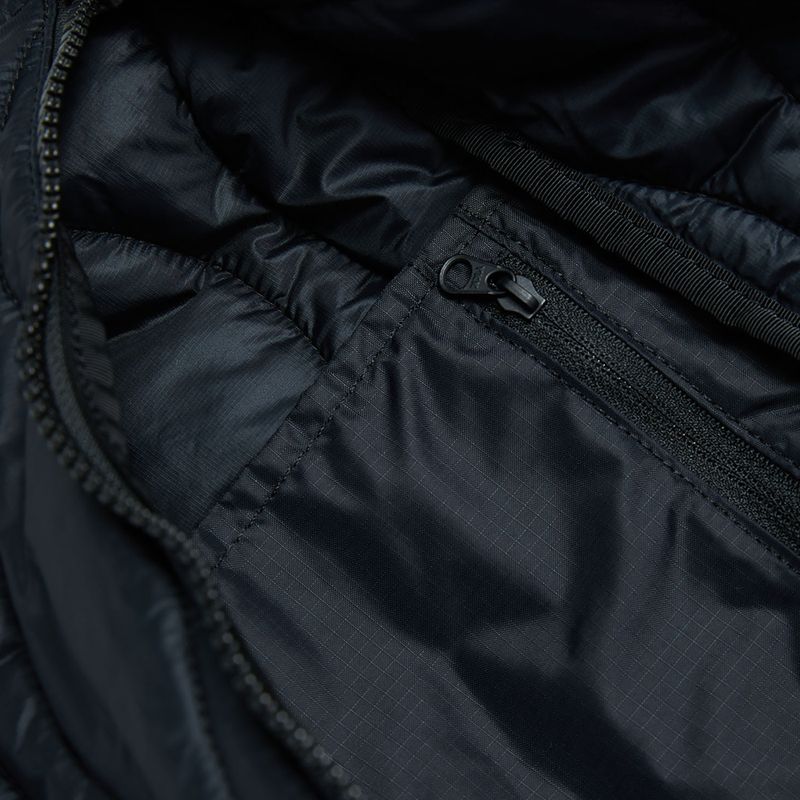 Saszetka nerka Peak Performance Helium Bum balck 3