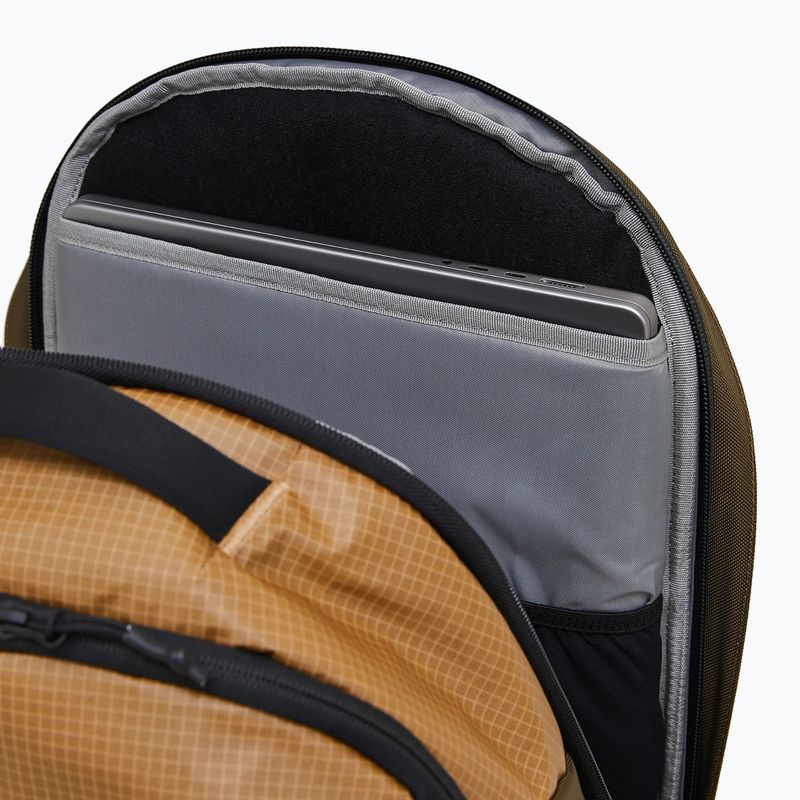 Plecak Peak Performance Commuter 18,5 l sierra sand 5