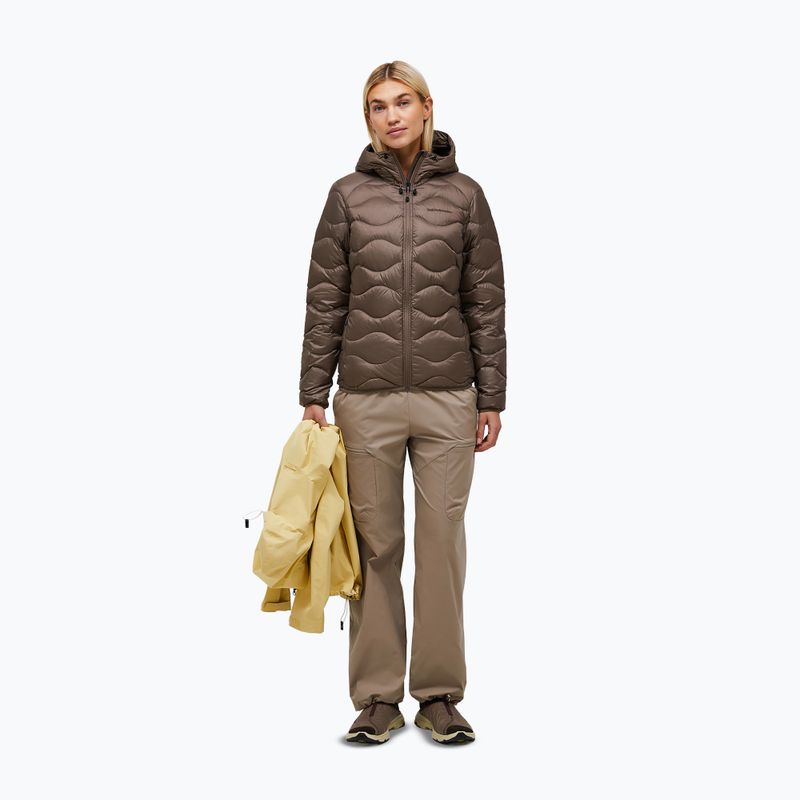 Kurtka puchowa damska Peak Performance Helium Down Hood terrain tan 2