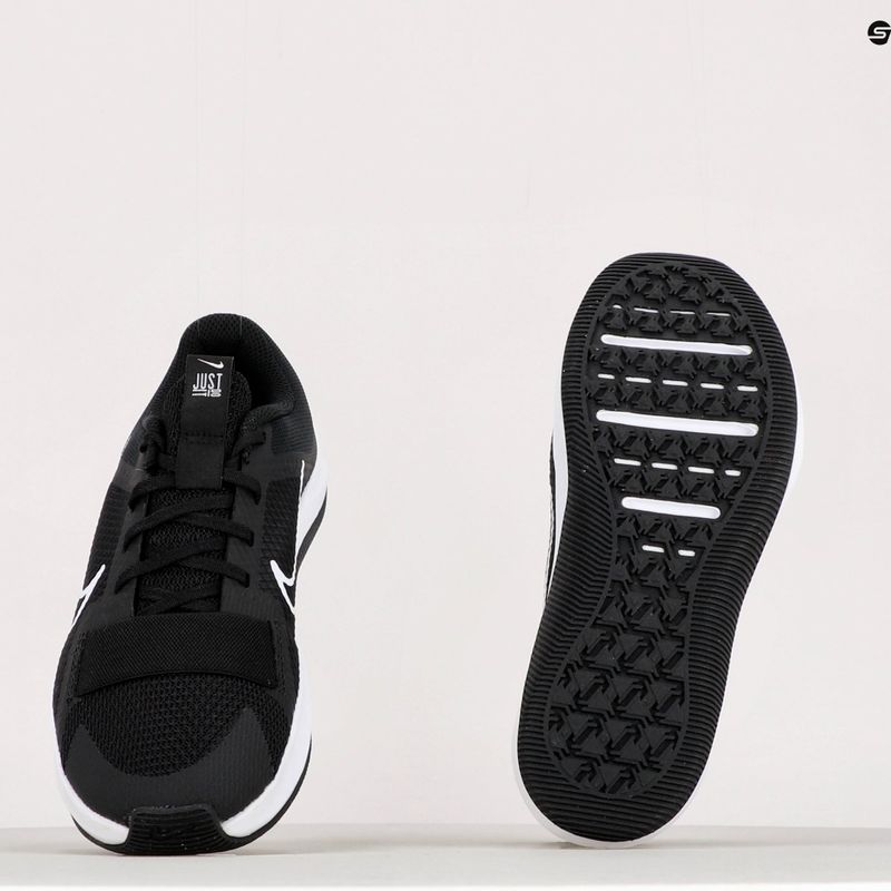 Buty treningowe damskie Nike Mc Trainer 2 black/white/iron grey 11
