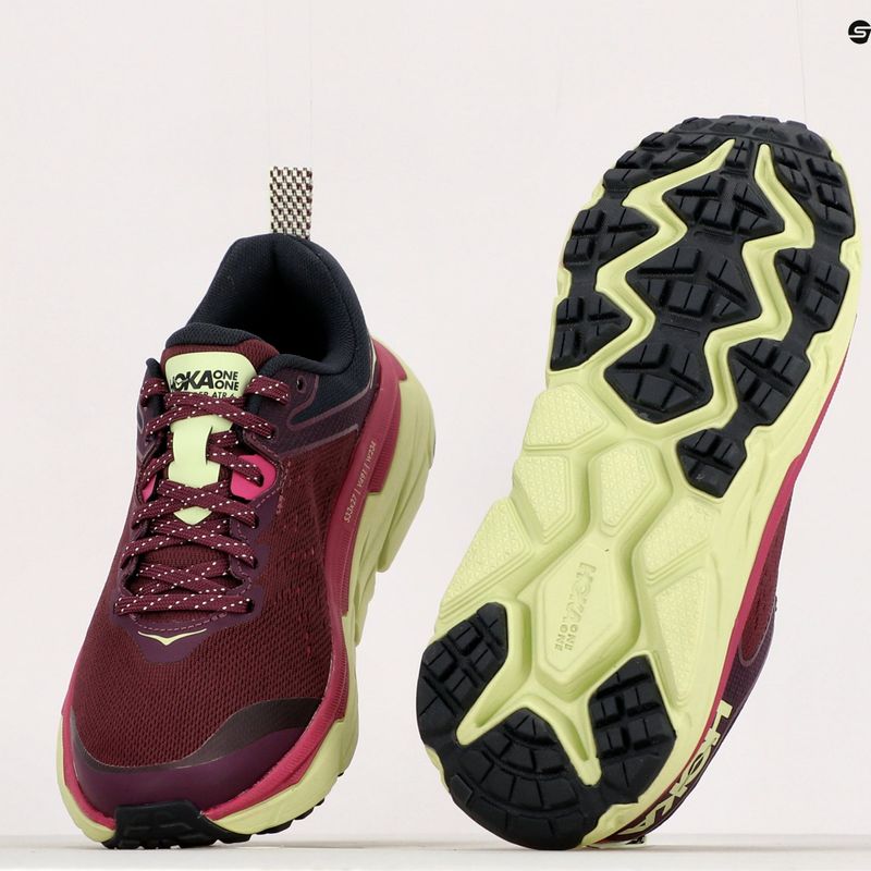 Buty do biegania damskie HOKA Challenger ATR 6 grape wine/butterfly 10