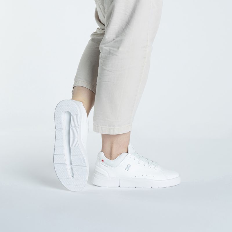 Buty damskie On The Roger Advantage white/undyed 2