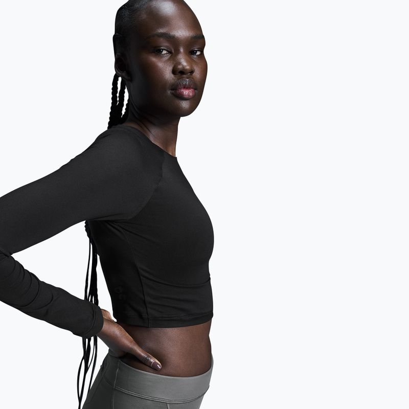 Top do biegania damski On Running Movement Long-T Crop black 5