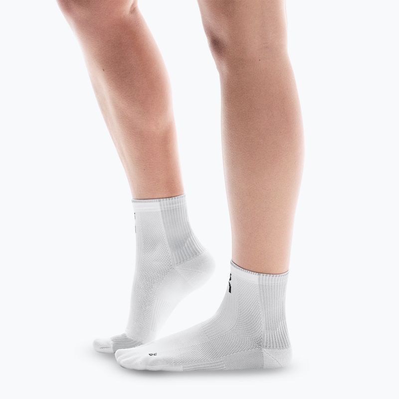 Skarpety On Performance Run Mid white/glacier 3