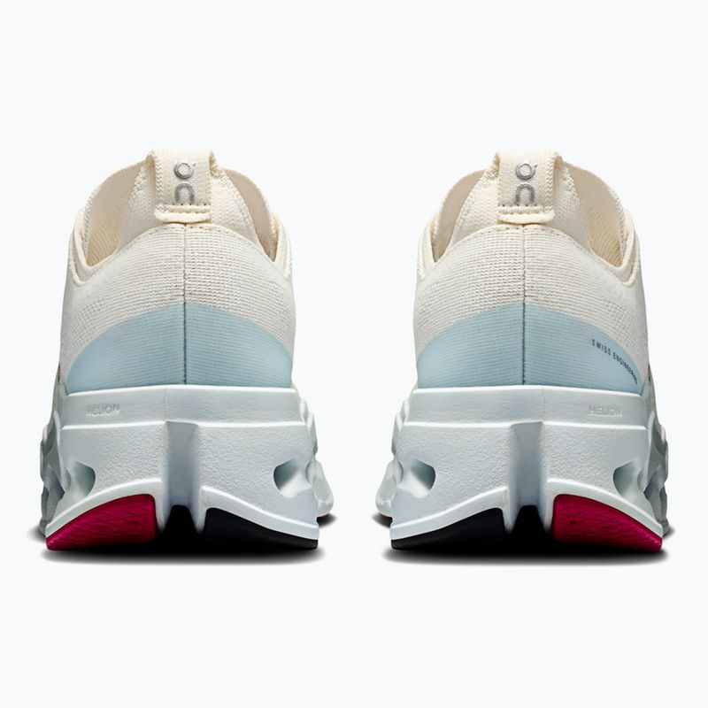 Buty do biegania damskie On Cloudsurfer Max ivory/arctic 4