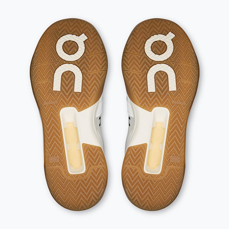 Buty do tenisa damskie On Running The Rodger Clubhouse Pro W white/ivory 3