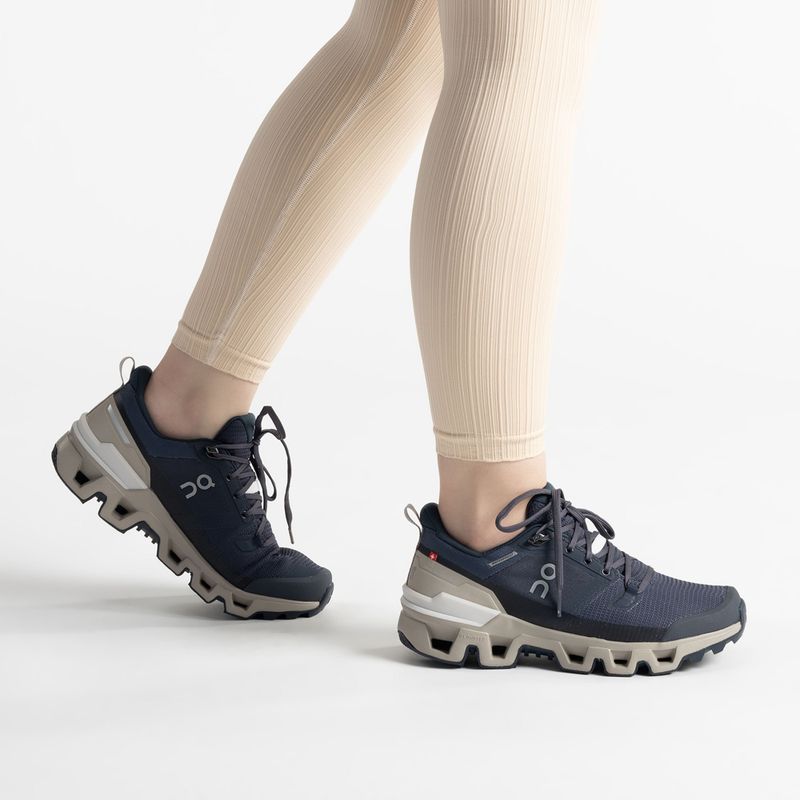 Buty damskie On Cloudwander Waterproof navy/desert 2