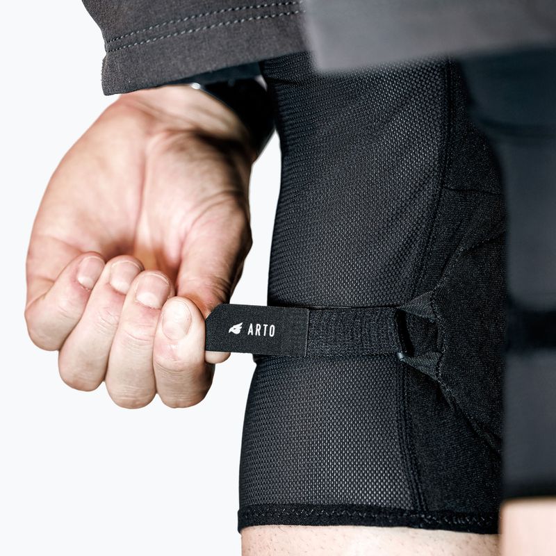 Ochraniacze rowerowe na kolana Bluegrass Arto black 4